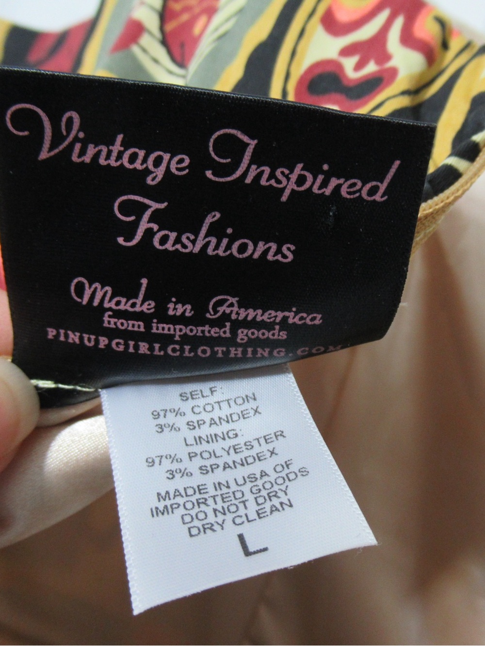 Pinup Couture Tiki-style novelty print Dress Size Large - Picture 6 of 13